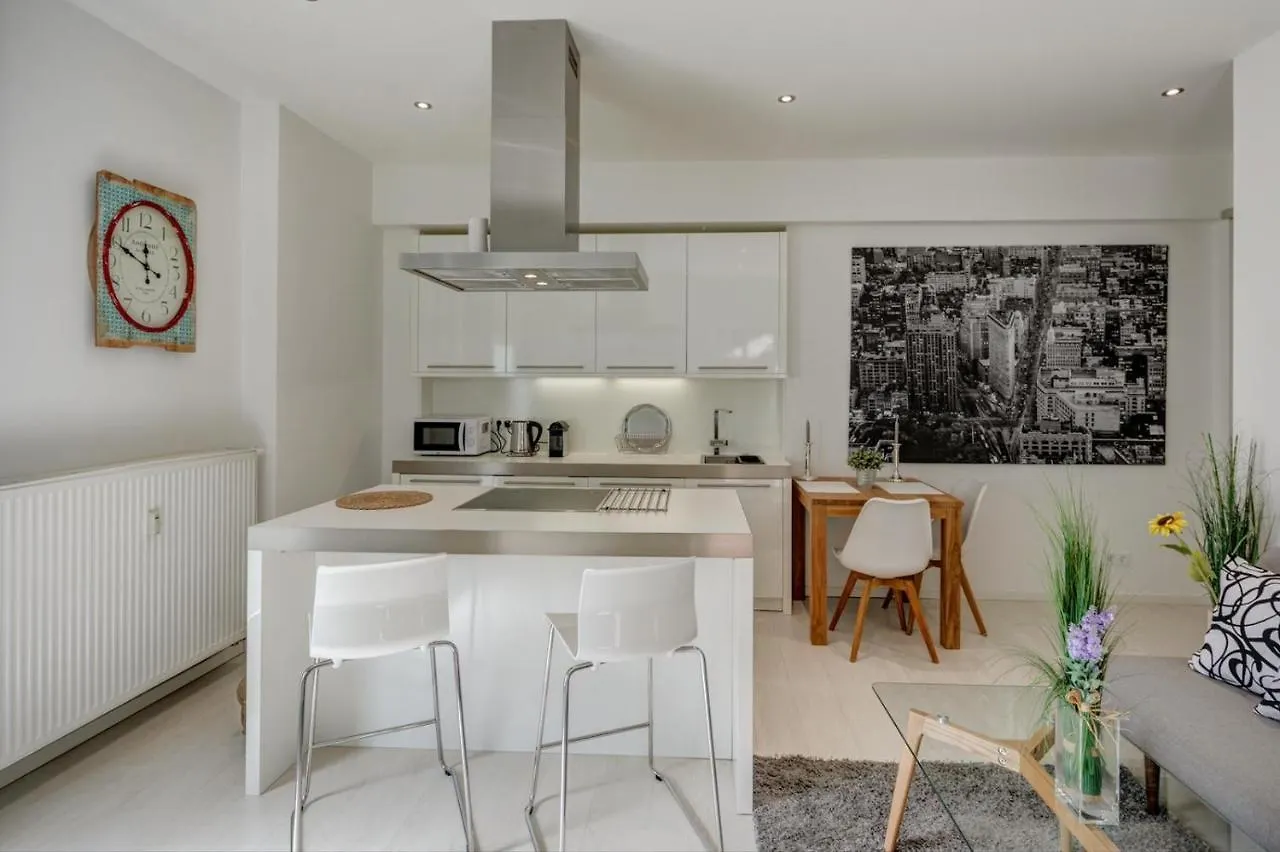 Cozy Modern Apartment With Garden In The Center Next To Oktoberfest Munich 0*,  Germany