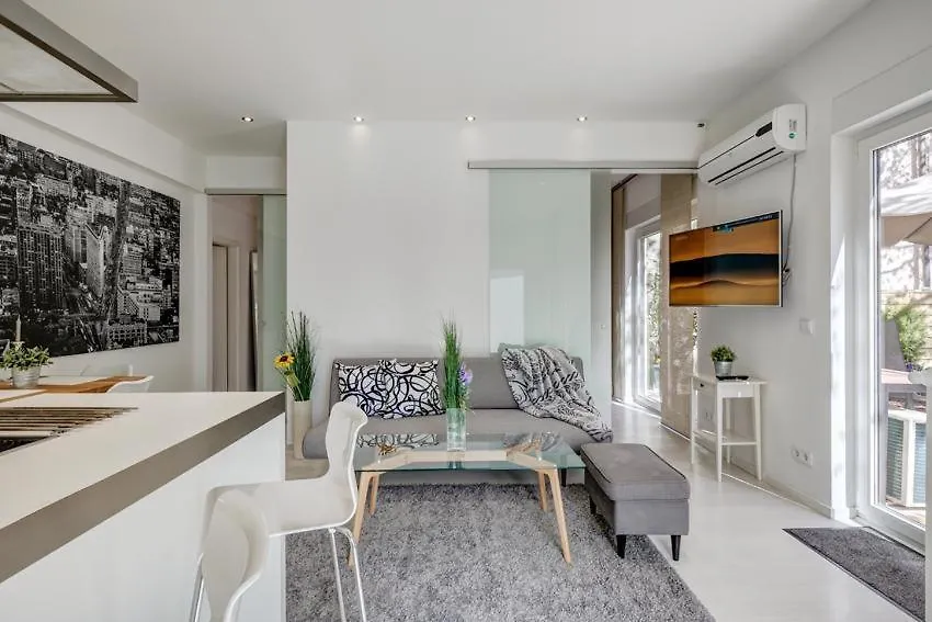 Cozy Modern Apartment With Garden In The Center Next To Oktoberfest Munich